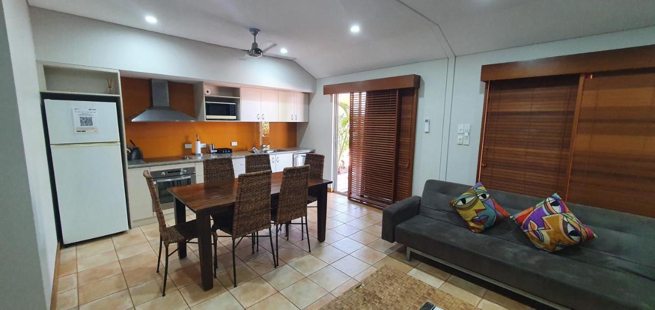 Samson Beach Chalets Point Samson ภายนอก รูปภาพ