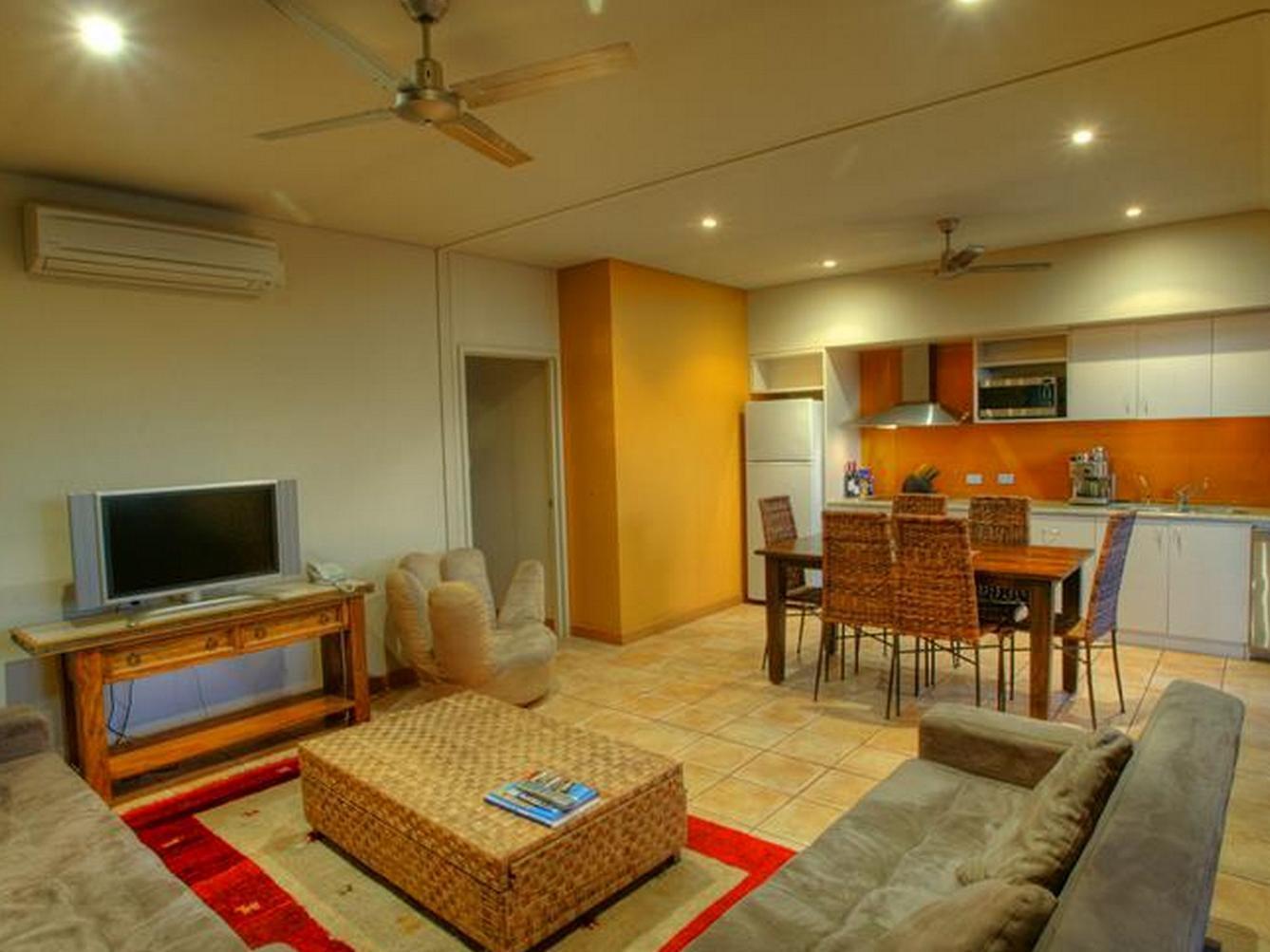 Samson Beach Chalets Point Samson ภายนอก รูปภาพ