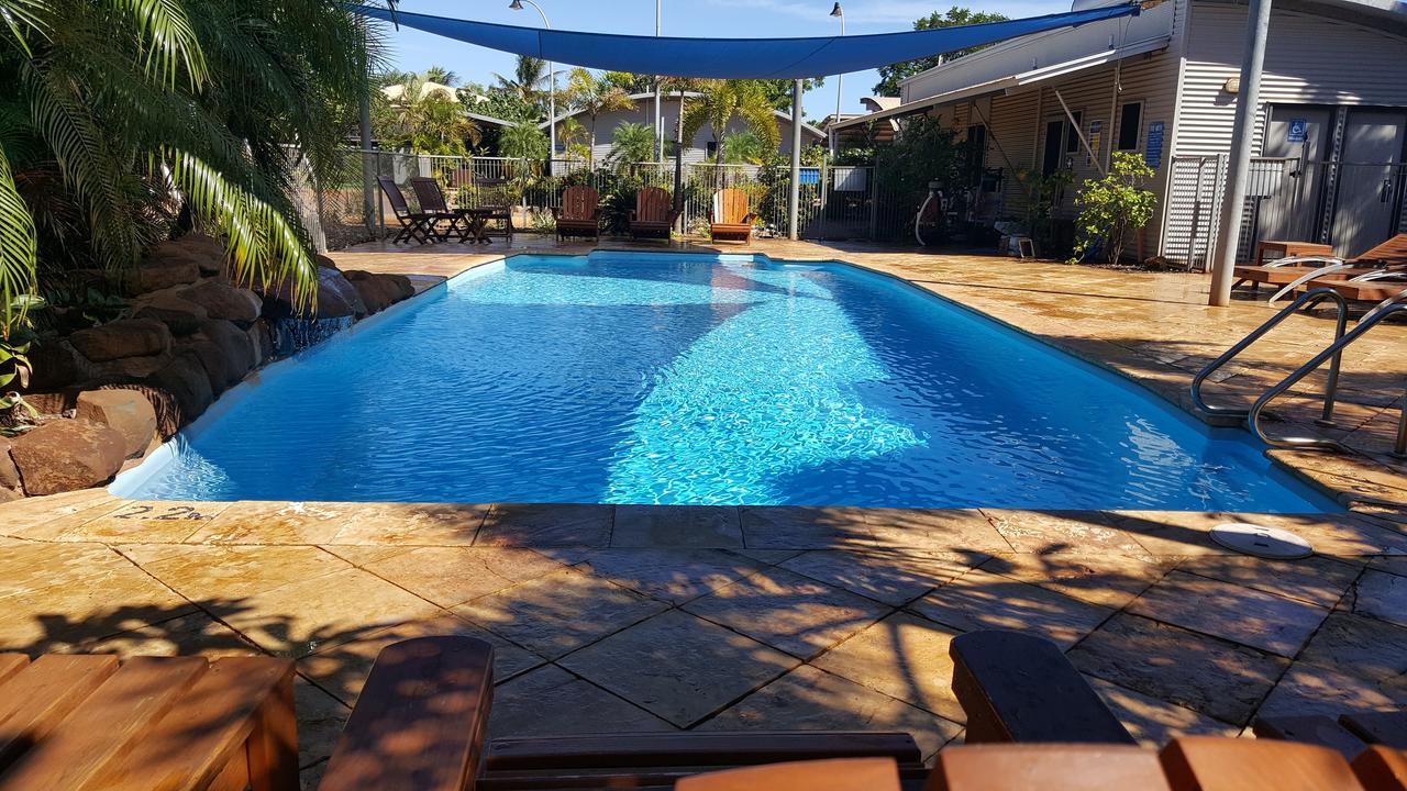 Samson Beach Chalets Point Samson ภายนอก รูปภาพ
